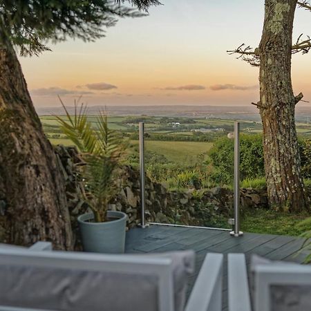 Scandi Cabin On A Hill, With Stunning Panoramic Views Ludgvan Exterior photo